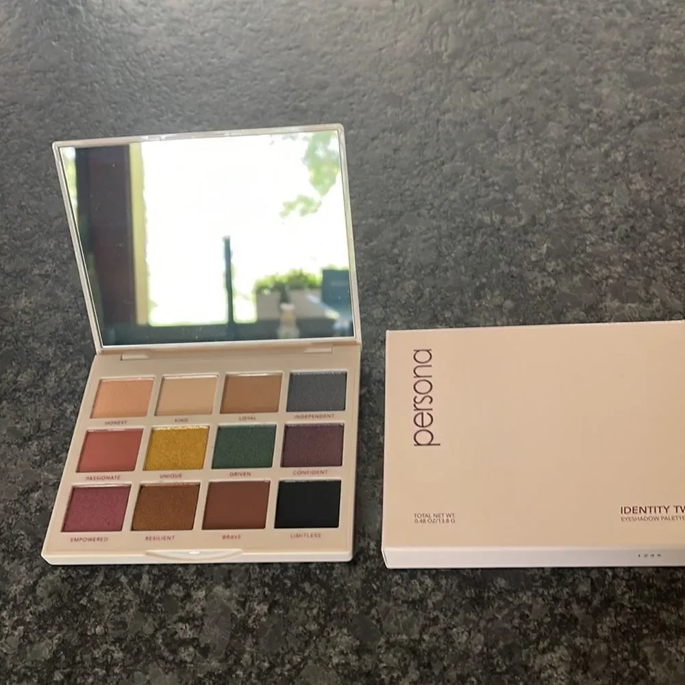 Persona Cosmetics Identity Two Eyeshadow Palette 🌈 like a rainbow of shades 🌈